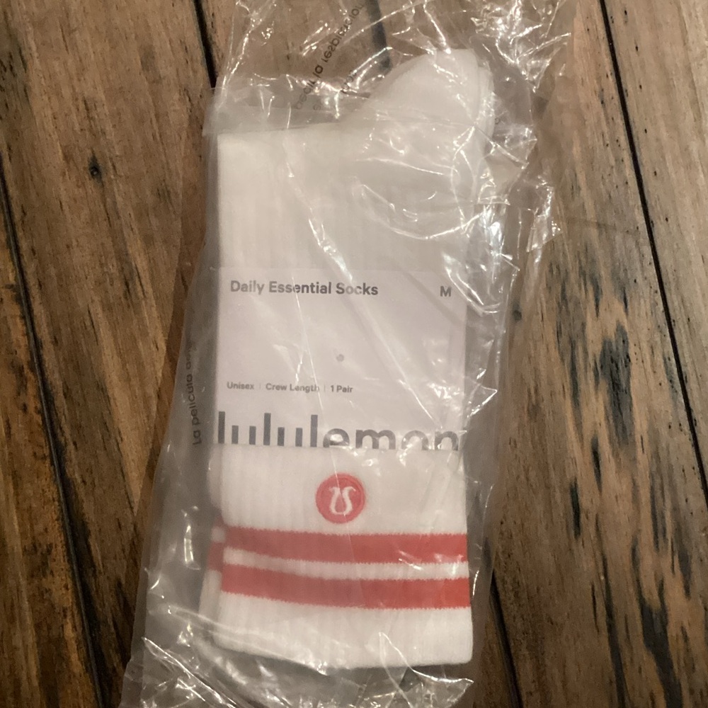 lululemon athletica Daily Essential Socks